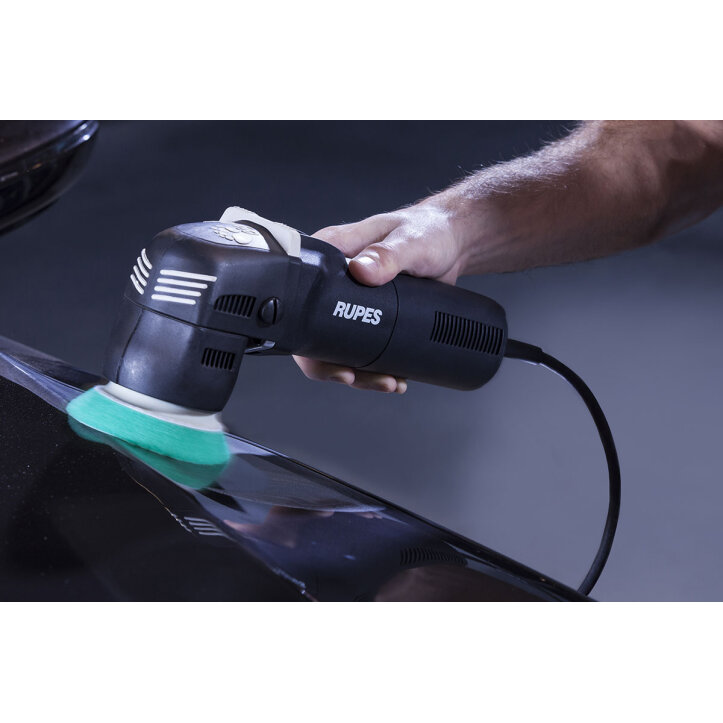 Random-orbital-polisher-bigfoot-mini-LHR75E-application1
