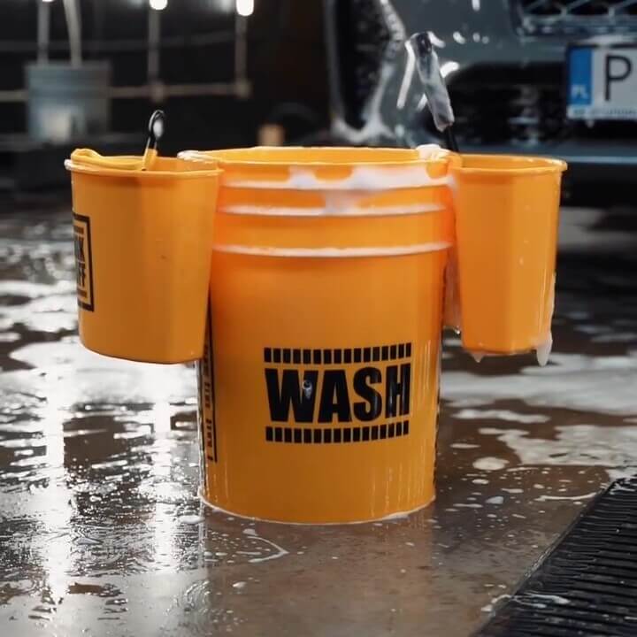 Car wash bucket