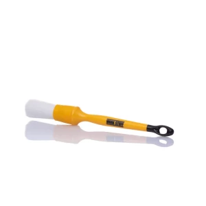 w_detailing_brush_albino_24.jpg